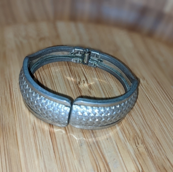 Silver Weave Hinged Bangle Bracelet - Picture 9 of 9